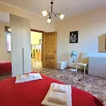 Casa Zara Con Patio E Bbq, A Pochi Minuti Dal Mare Apartmán