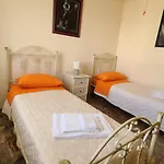 Casa Zara Con Patio E Bbq, A Pochi Minuti Dal Mare *