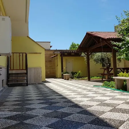Casa Zara Con Patio E Bbq, A Pochi Minuti Dal Mare