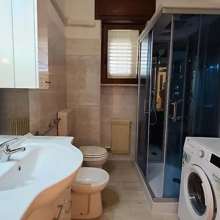 Casa Zara Con Patio E Bbq, A Pochi Minuti Dal Mare