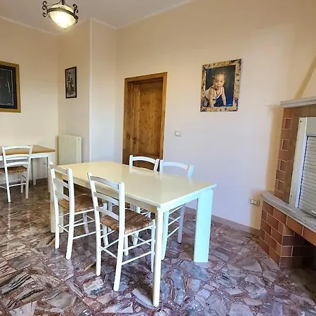 Apartment Casa Zara Con Patio E Bbq, A Pochi Minuti Dal Mare Presicce