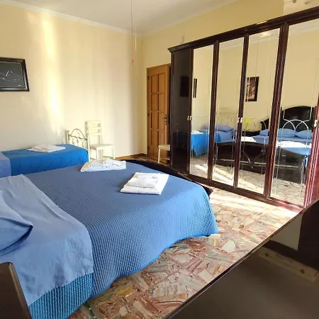 Casa Zara Con Patio E Bbq, A Pochi Minuti Dal Mare Διαμέρισμα *