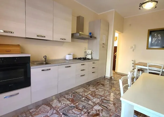 Casa Zara Con Patio E Bbq, A Pochi Minuti Dal Mare *